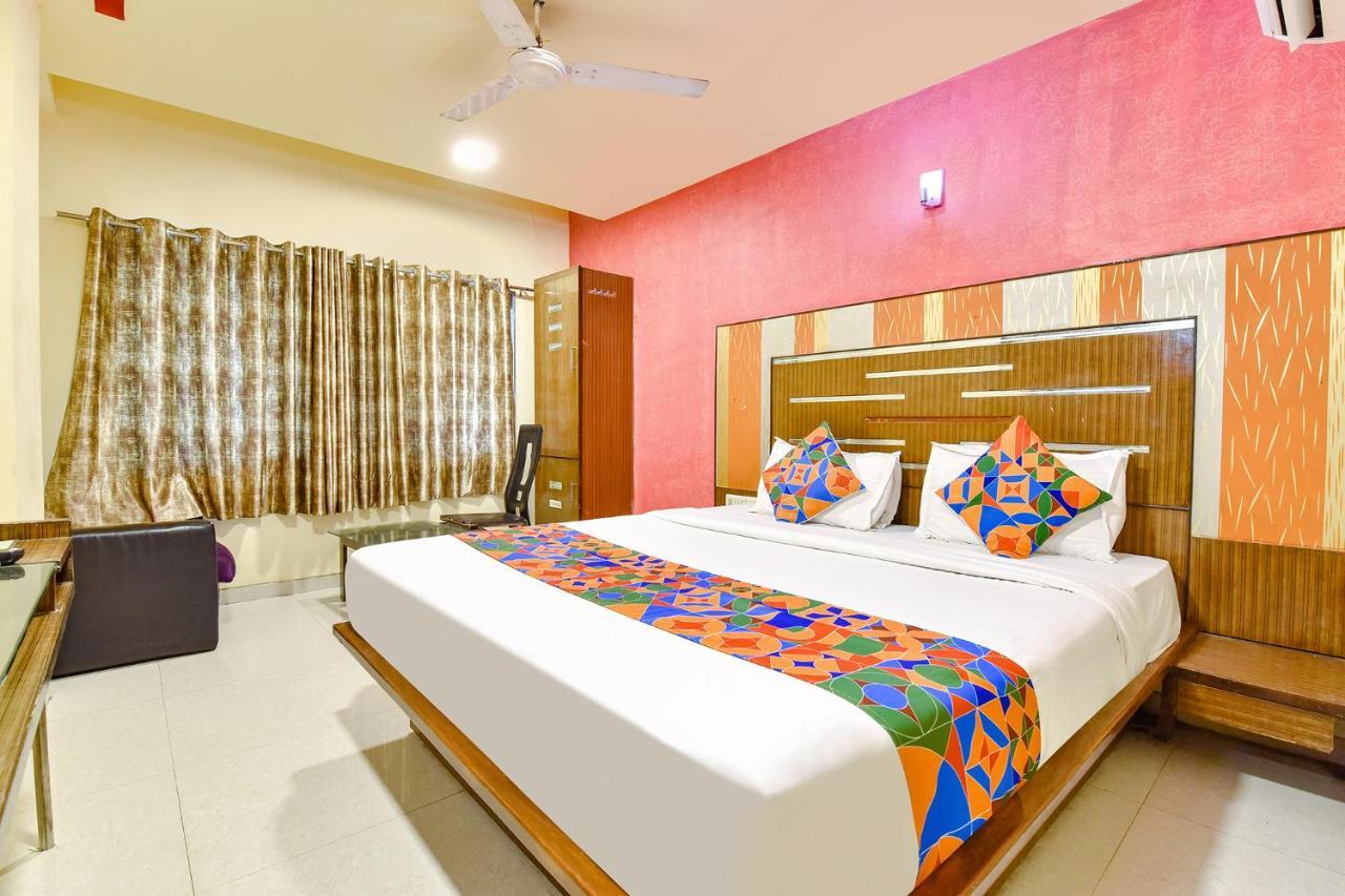 Fabhotel Kadamb Inn Ahmedabad Extérieur photo